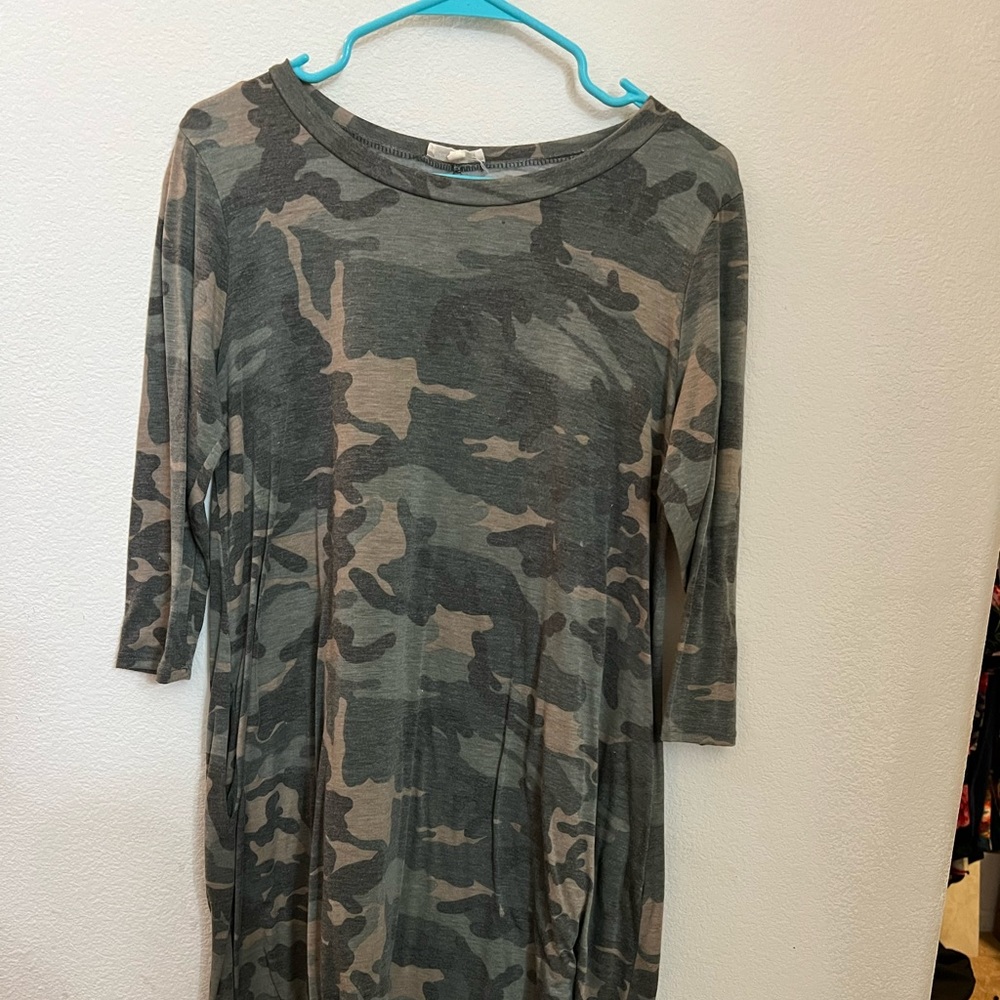 Sweet lovely dress camp size small